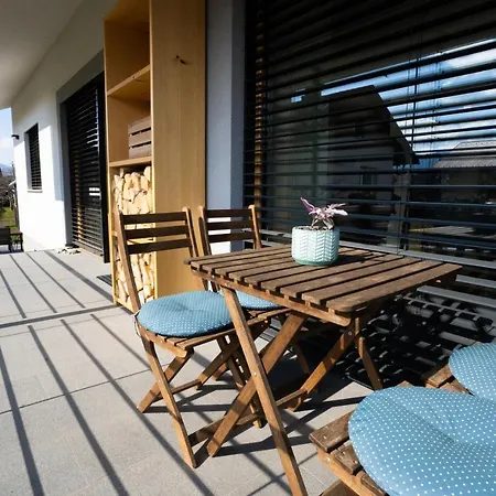 Away From Vakantiehuis