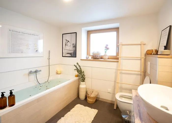 Away From * רדובליצ'ה