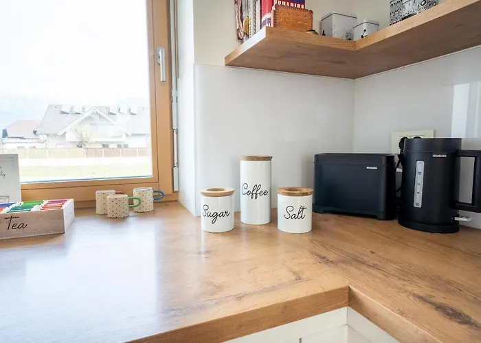 Away From בית נופש רדובליצ'ה