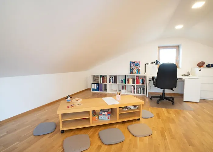 Away From * רדובליצ'ה