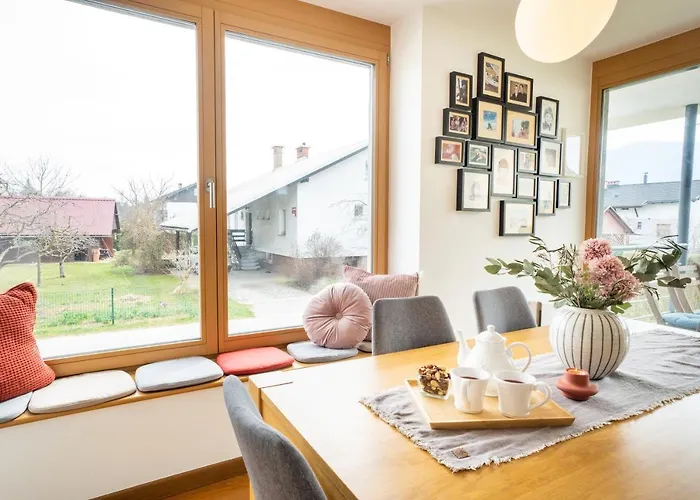 בית נופש Away From *